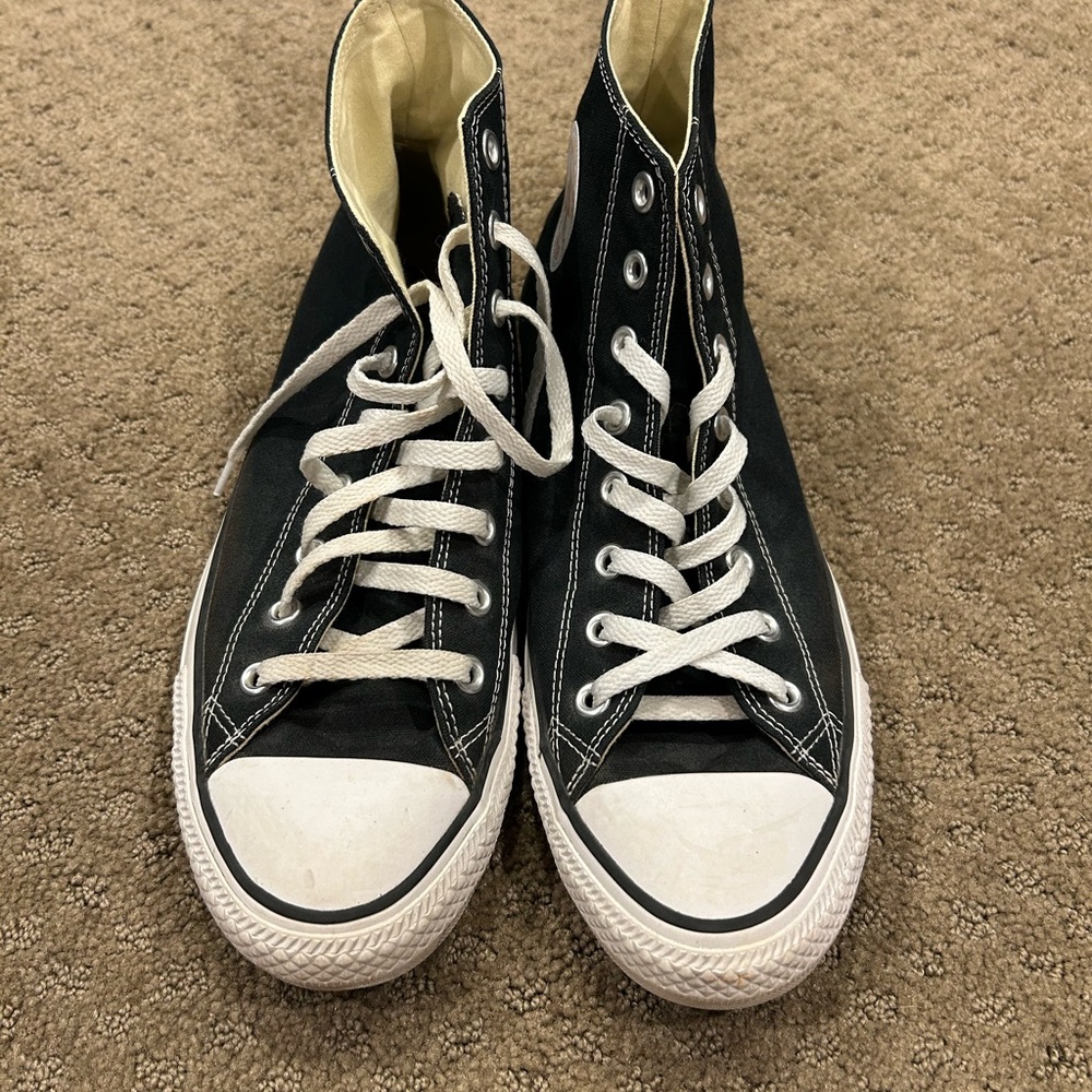 Converse Men’s 11 Black Canvas